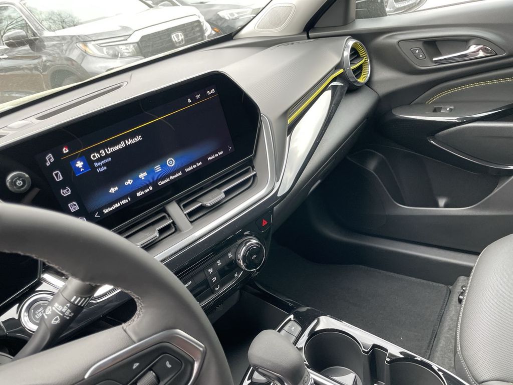 2026 Chevrolet Trax Activ - Photo 18
