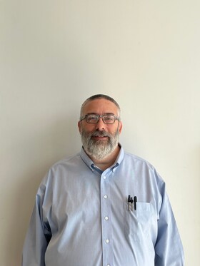 Staff member Larry Hoover from ID_2661e3bd6874