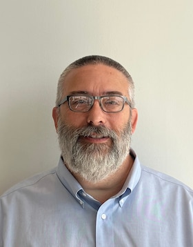 Staff member Larry Hoover from ID_2661e3bd6874