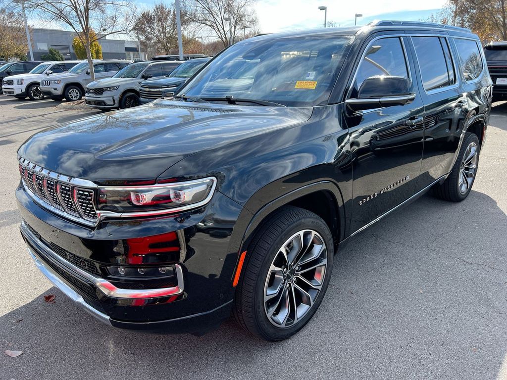 2022 Jeep Grand Wagoneer Series III's photo