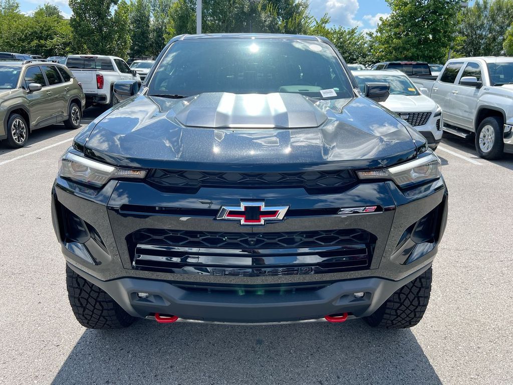2026 Chevrolet Colorado ZR2 photo 3