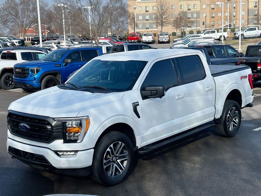 2023 Ford F-150 XLT's photo