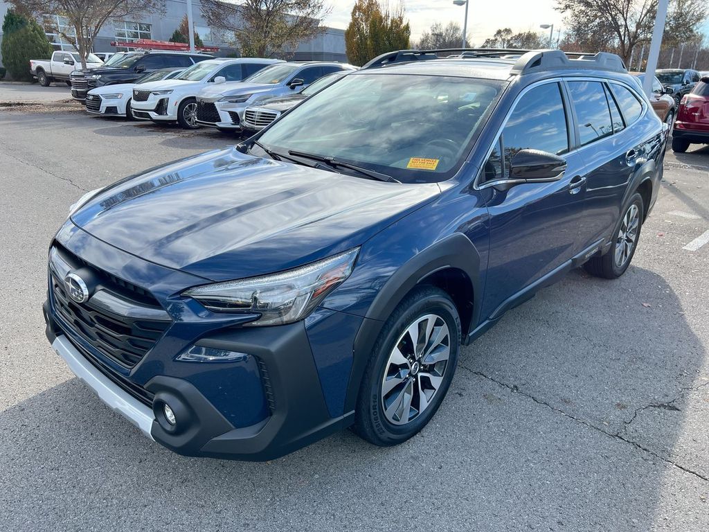 2023 Subaru Outback Limited's photo