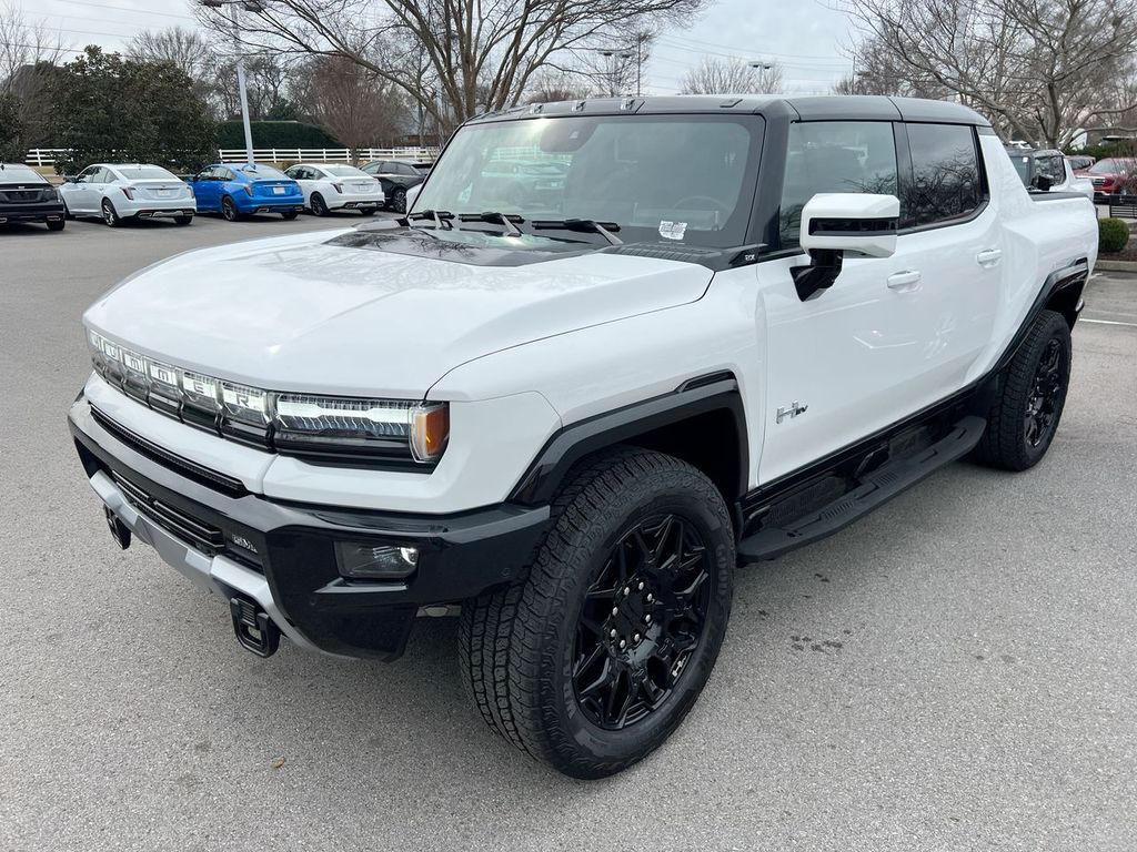 2025 GMC Hummer EV 2X's photo