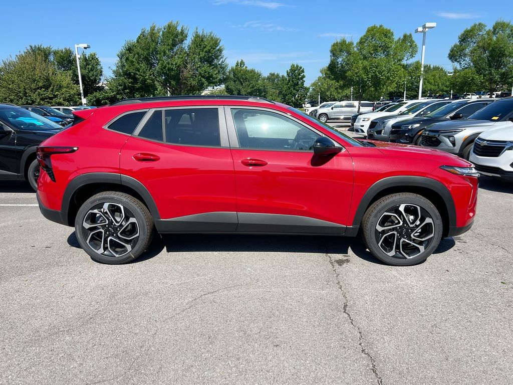 2026 Chevrolet Trax RS - Photo 7