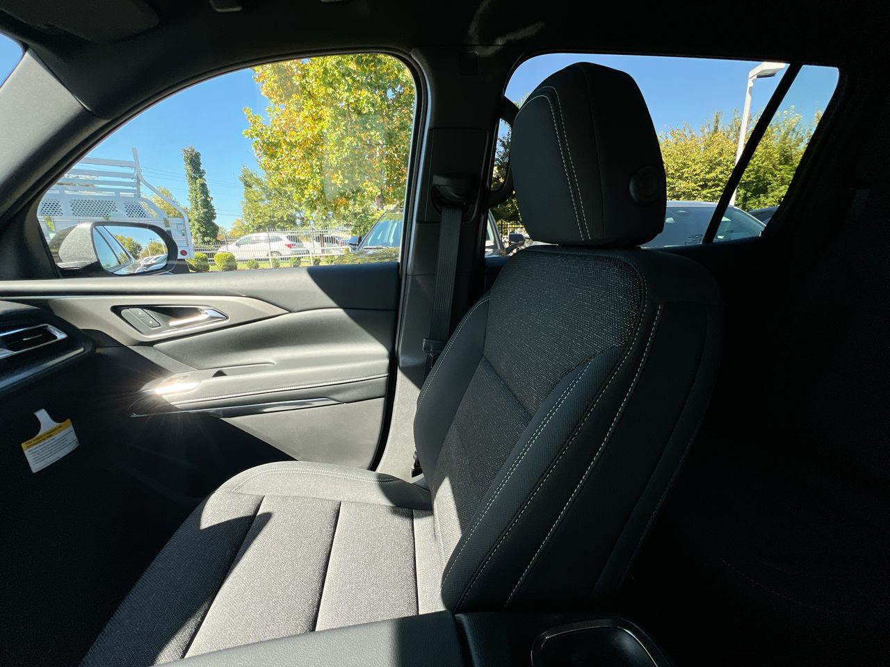 2027 Chevrolet Traverse LT - Photo 11