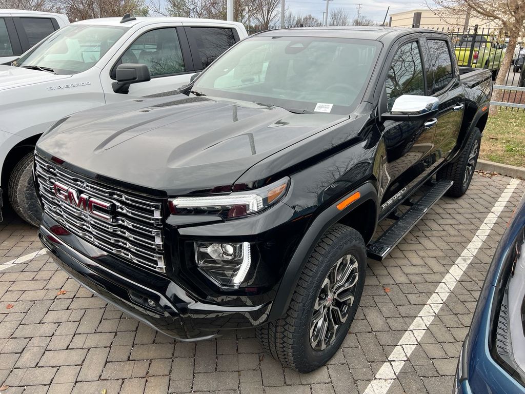 2026 GMC Canyon Denali's photo