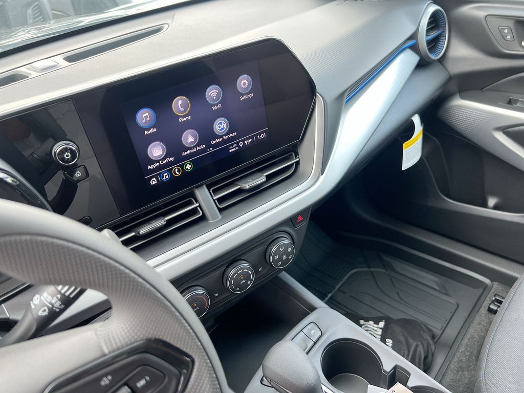 2026 Chevrolet Trax LS - Photo 17