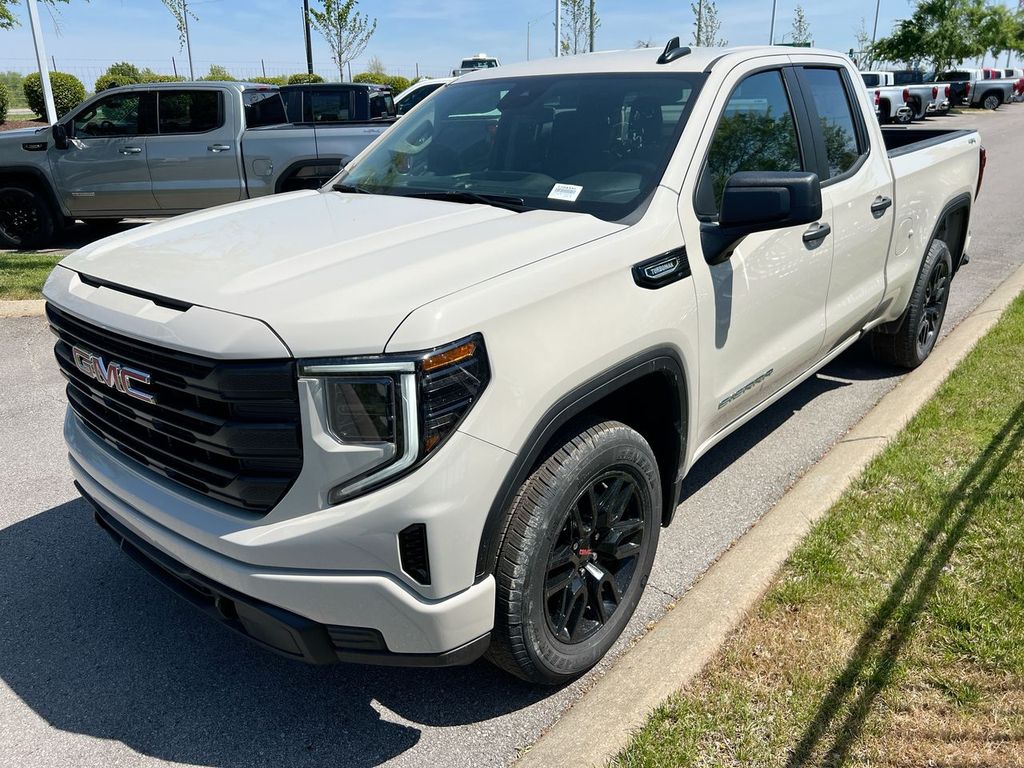 2026 GMC Sierra 4WD Double Cab Standard Box Pro's photo