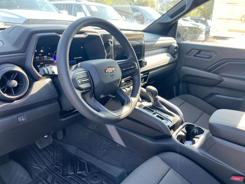 2026 Chevrolet Colorado Work Truck - Photo 17