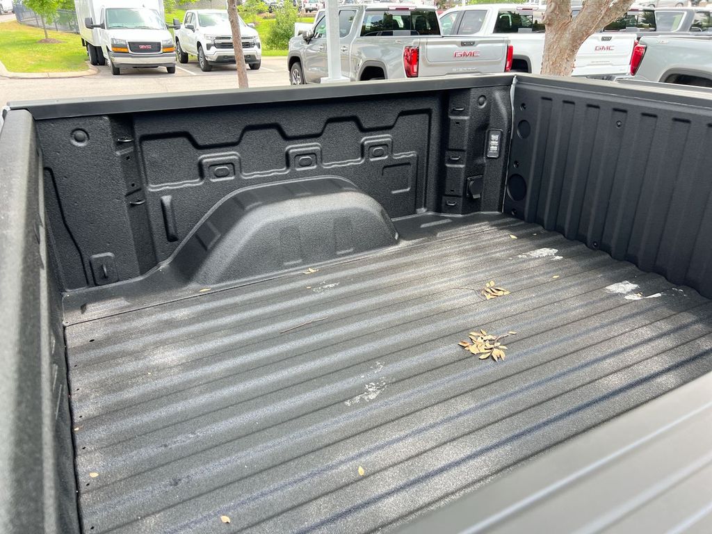 2026 Chevrolet Silverado 1500 LT - Photo 16