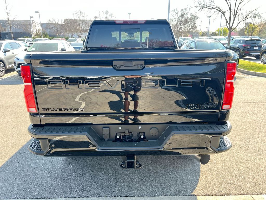 2026 Chevrolet Silverado 2500 HD High Country - Photo 9