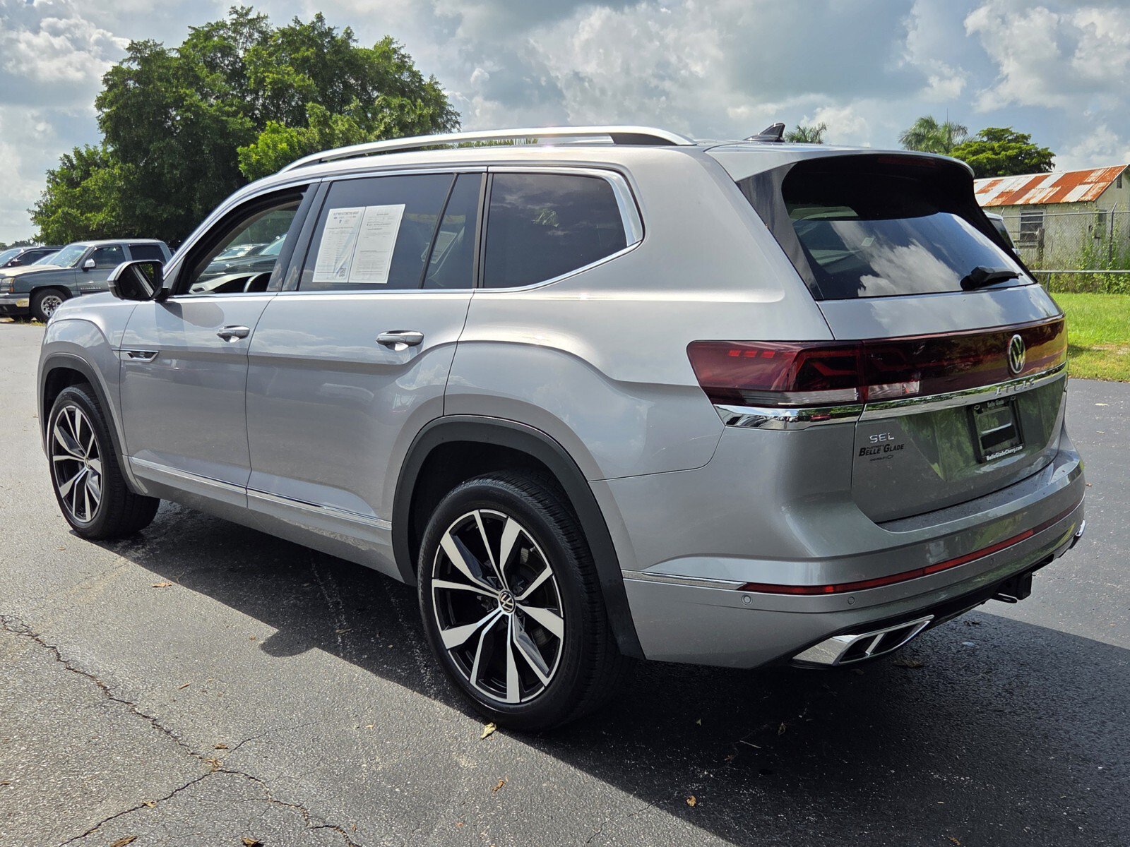Used 2025 Volkswagen Atlas 2.0T SEL Premium R-Line SUV