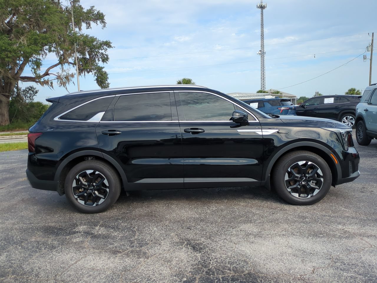 Used 2025 Kia Sorento S SUV