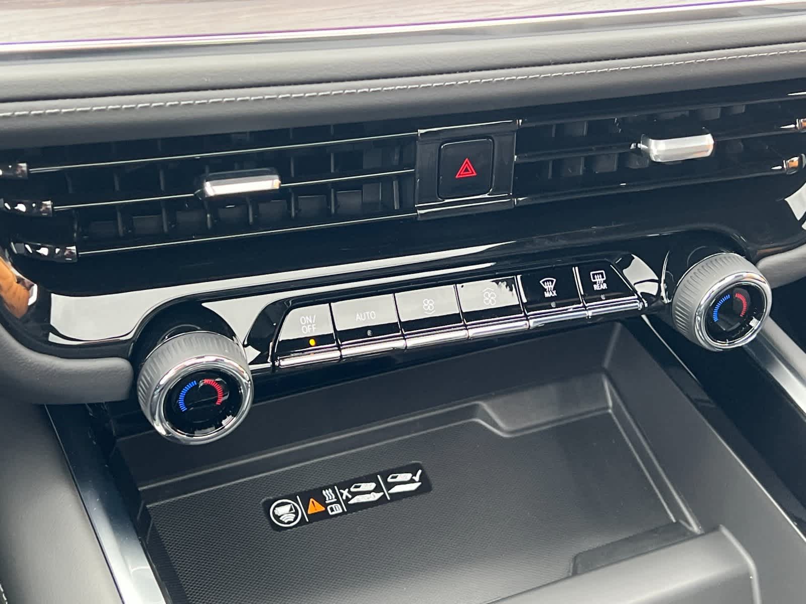 Thumbnail: 2026 Chevrolet Tahoe - 23