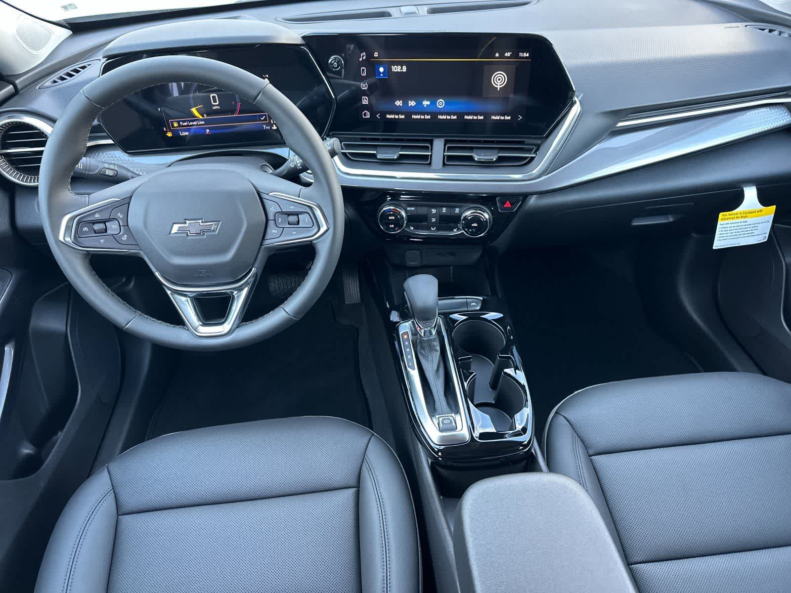 Thumbnail: 2026 Chevrolet Trax - 3