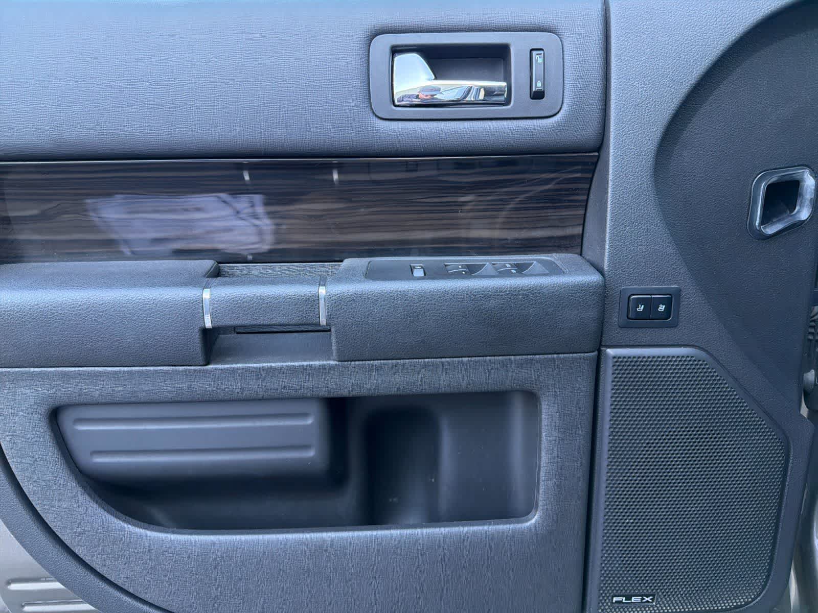 Thumbnail: 2019 Ford Flex - 12