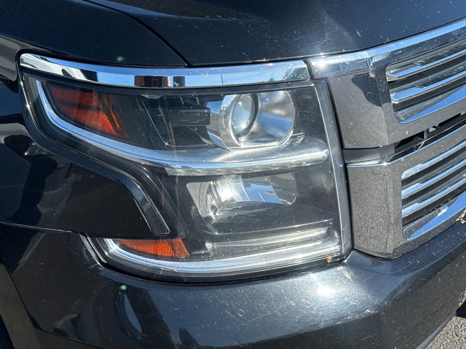 Thumbnail: 2016 Chevrolet Suburban - 9