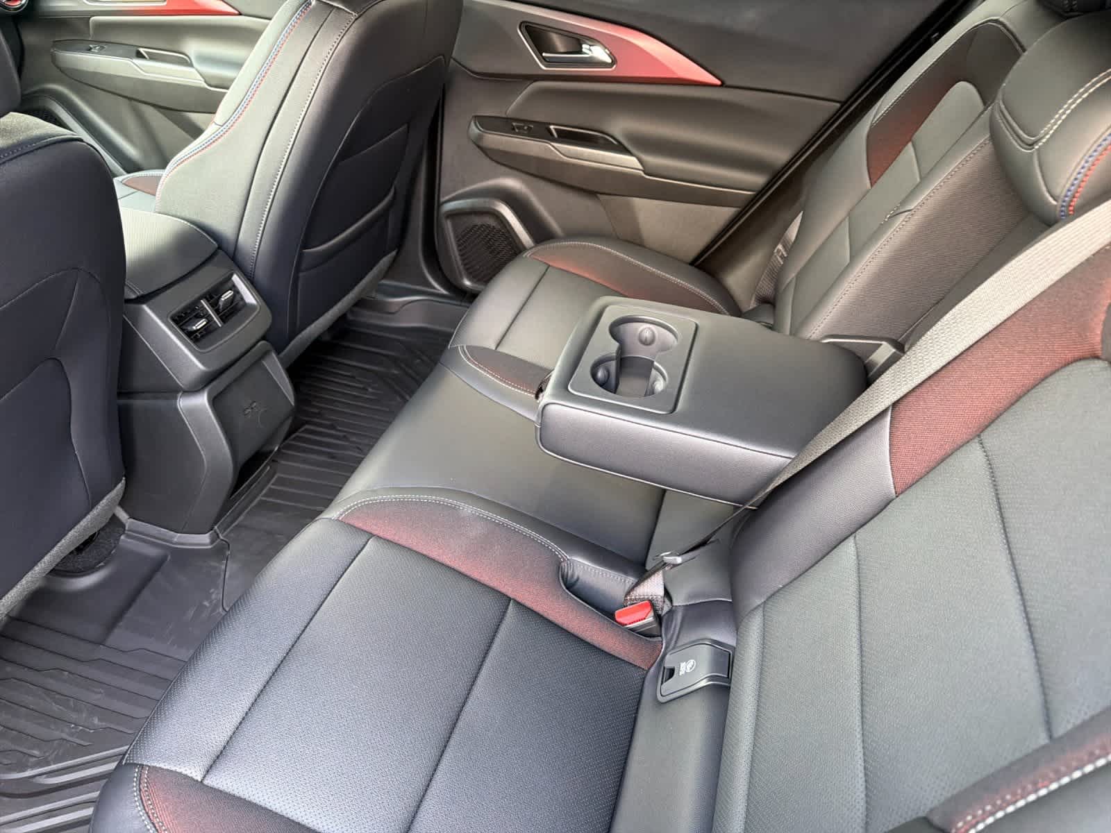 Thumbnail: 2026 Chevrolet Equinox - 4