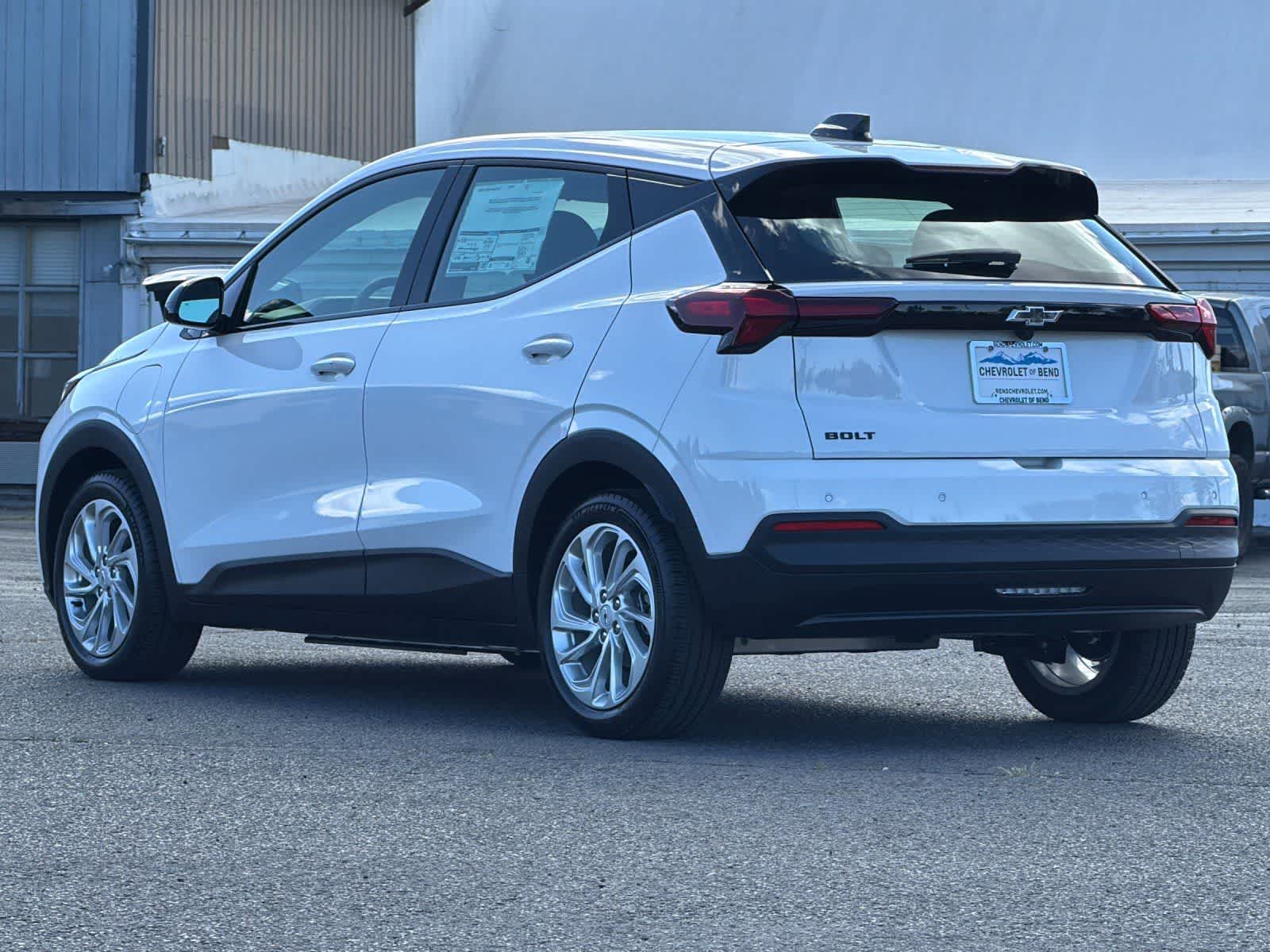 Thumbnail: 2027 Chevrolet Bolt EV - 6