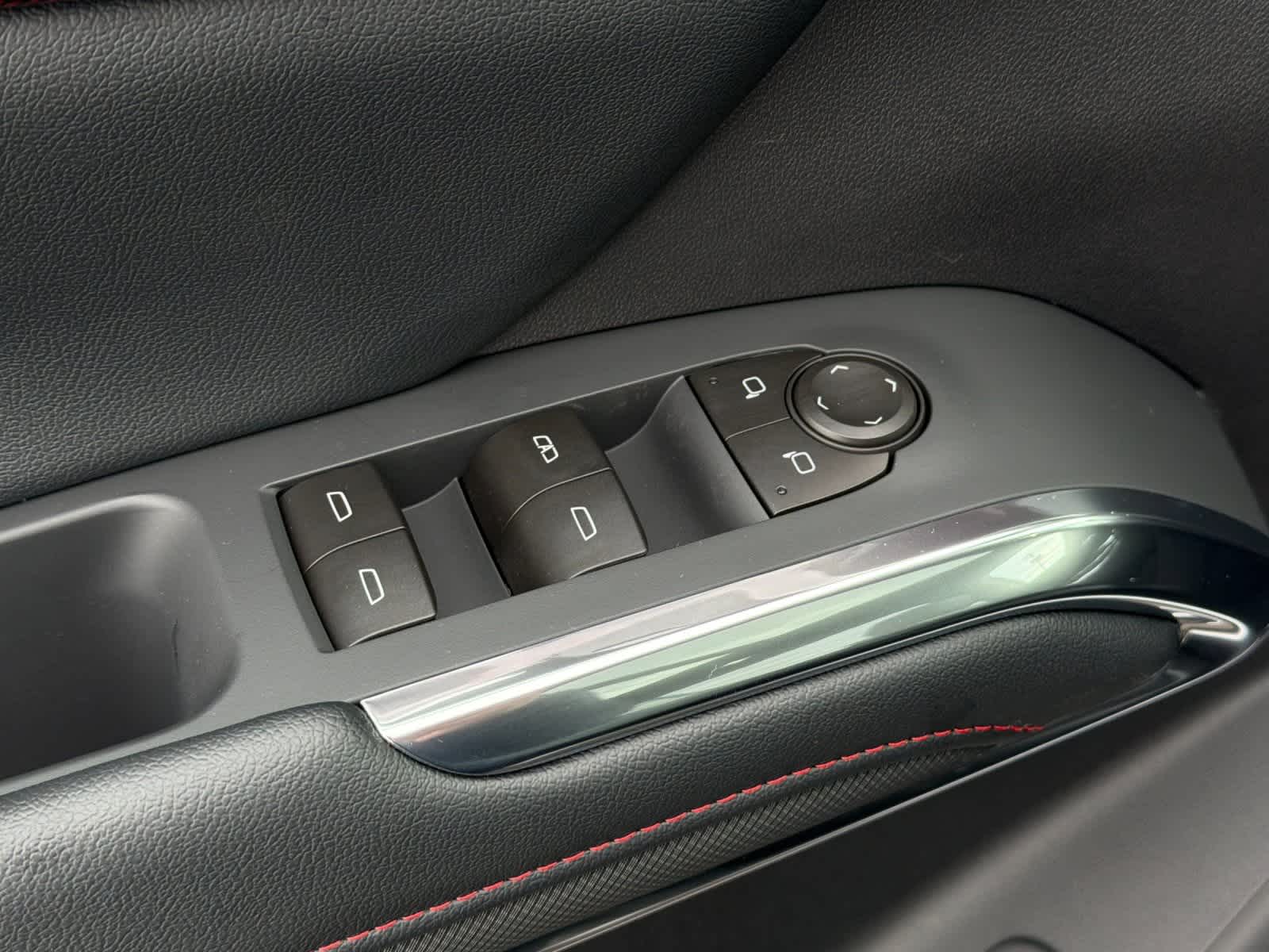 Thumbnail: 2026 Chevrolet Traverse - 13