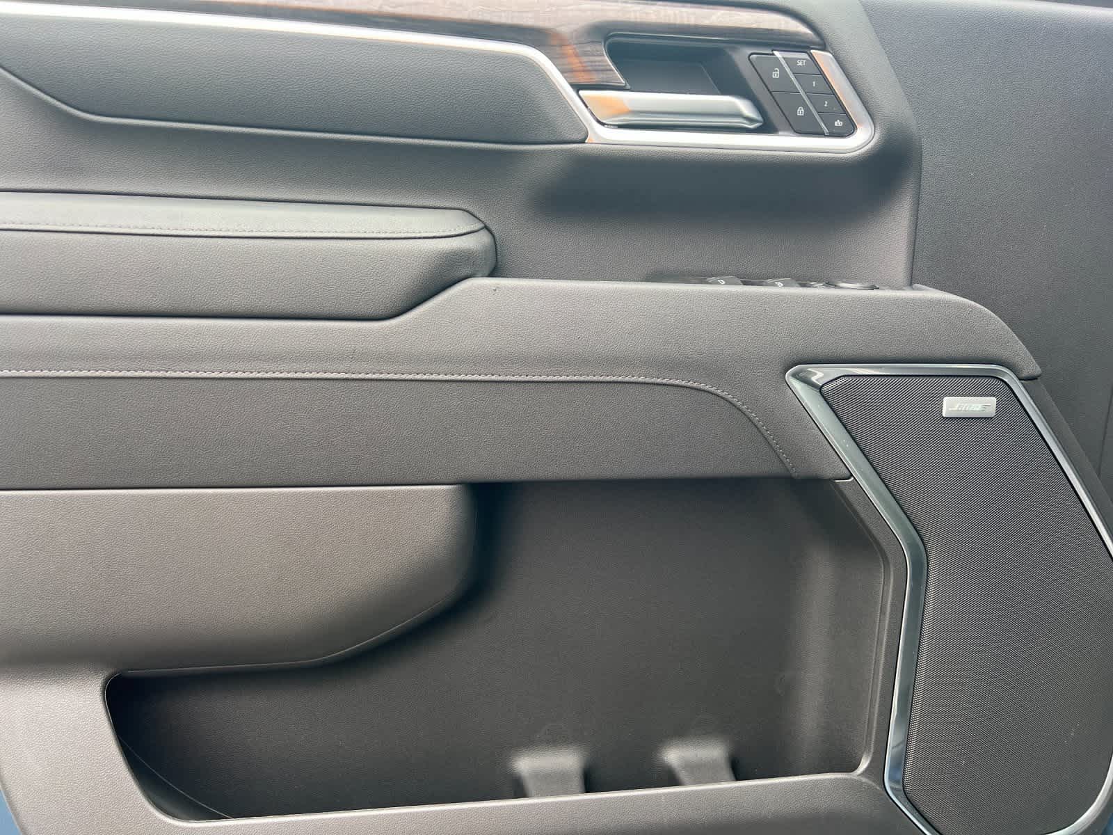 Thumbnail: 2026 Chevrolet Silverado 3500 - 12