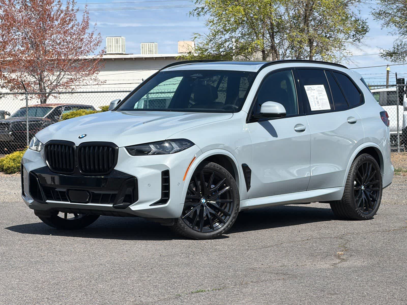 Thumbnail: 2024 BMW X5 - 1