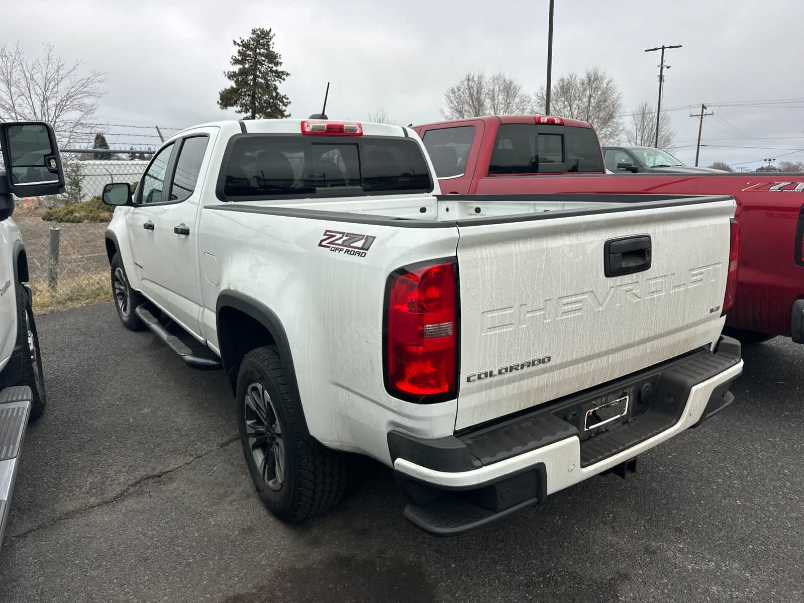 Thumbnail: 2022 Chevrolet Colorado - 3