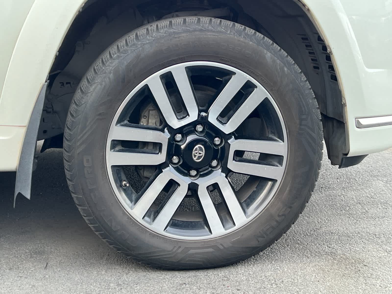 Thumbnail: 2018 Toyota 4Runner - 7