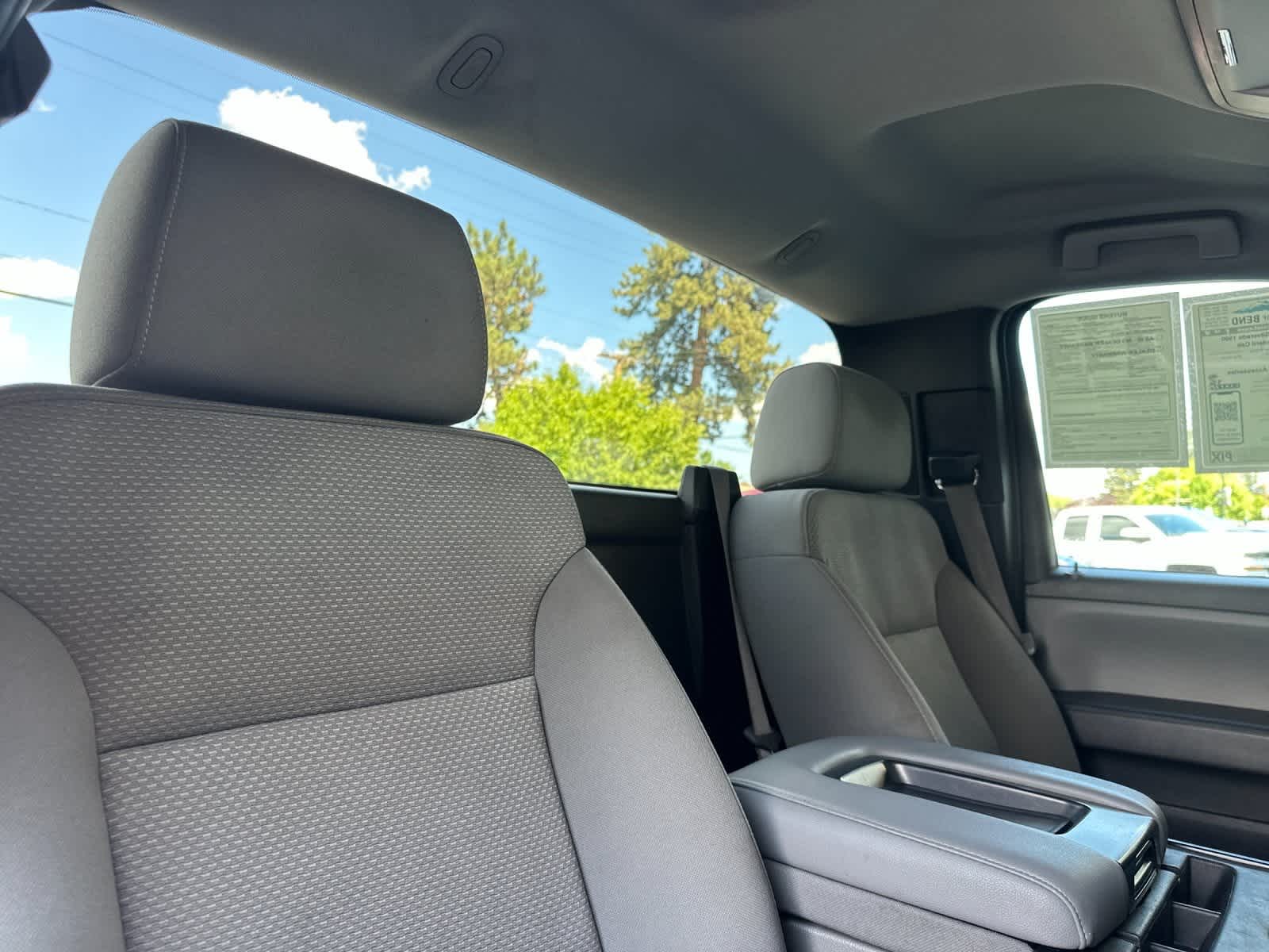 Thumbnail: 2016 Chevrolet Silverado 1500 - 14