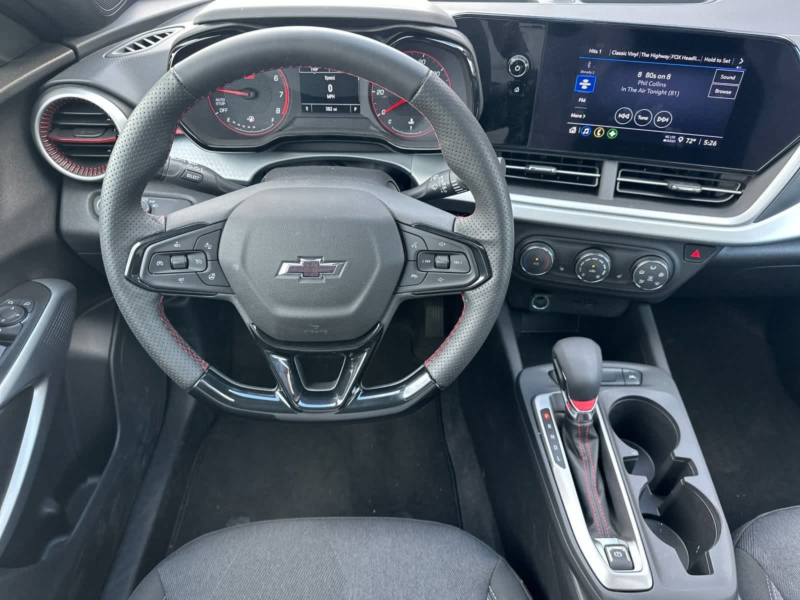 2025 Chevrolet Trax RS 14