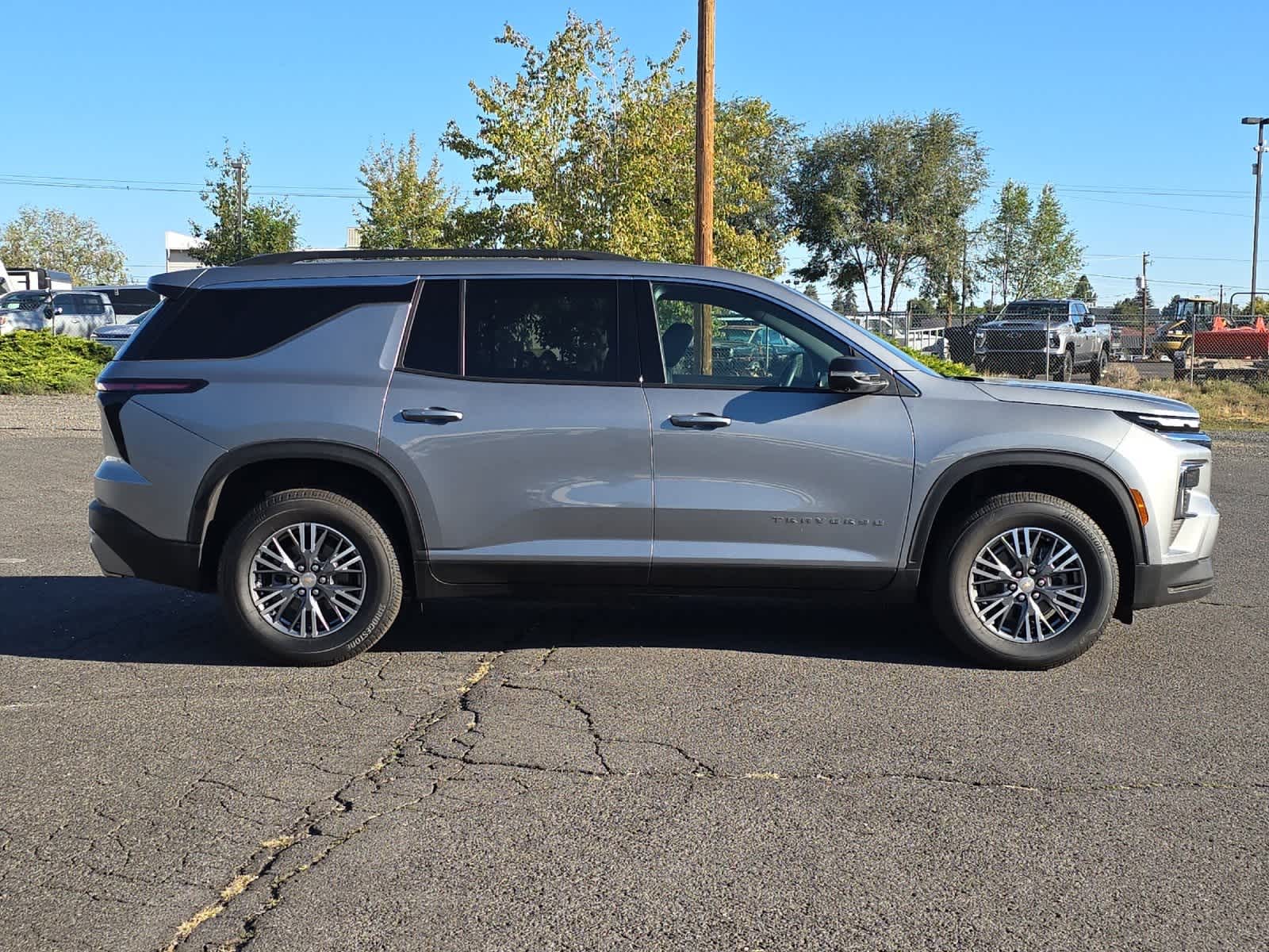 Thumbnail: 2025 Chevrolet Traverse - 8