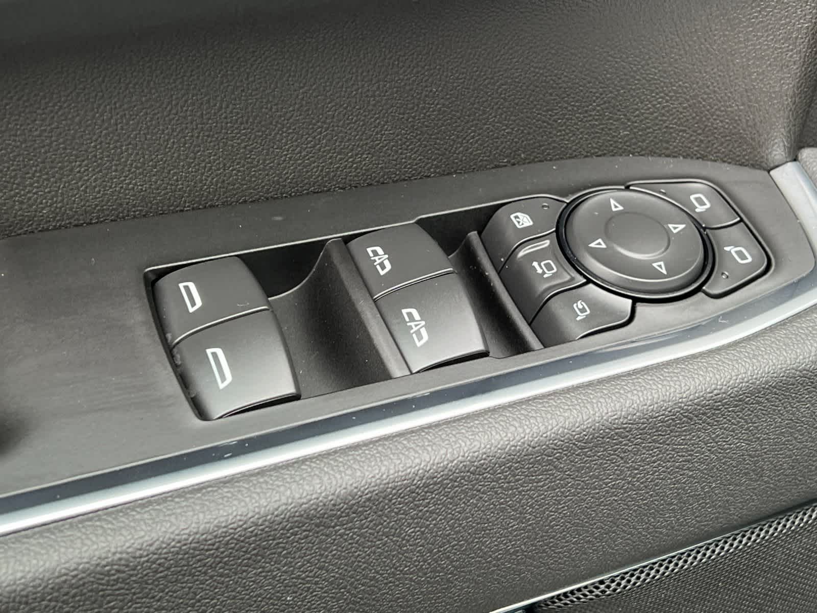 Thumbnail: 2026 Chevrolet Silverado 2500 - 13