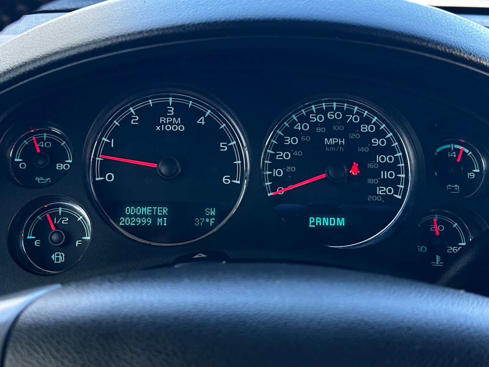 Thumbnail: 2013 Chevrolet Tahoe - 23