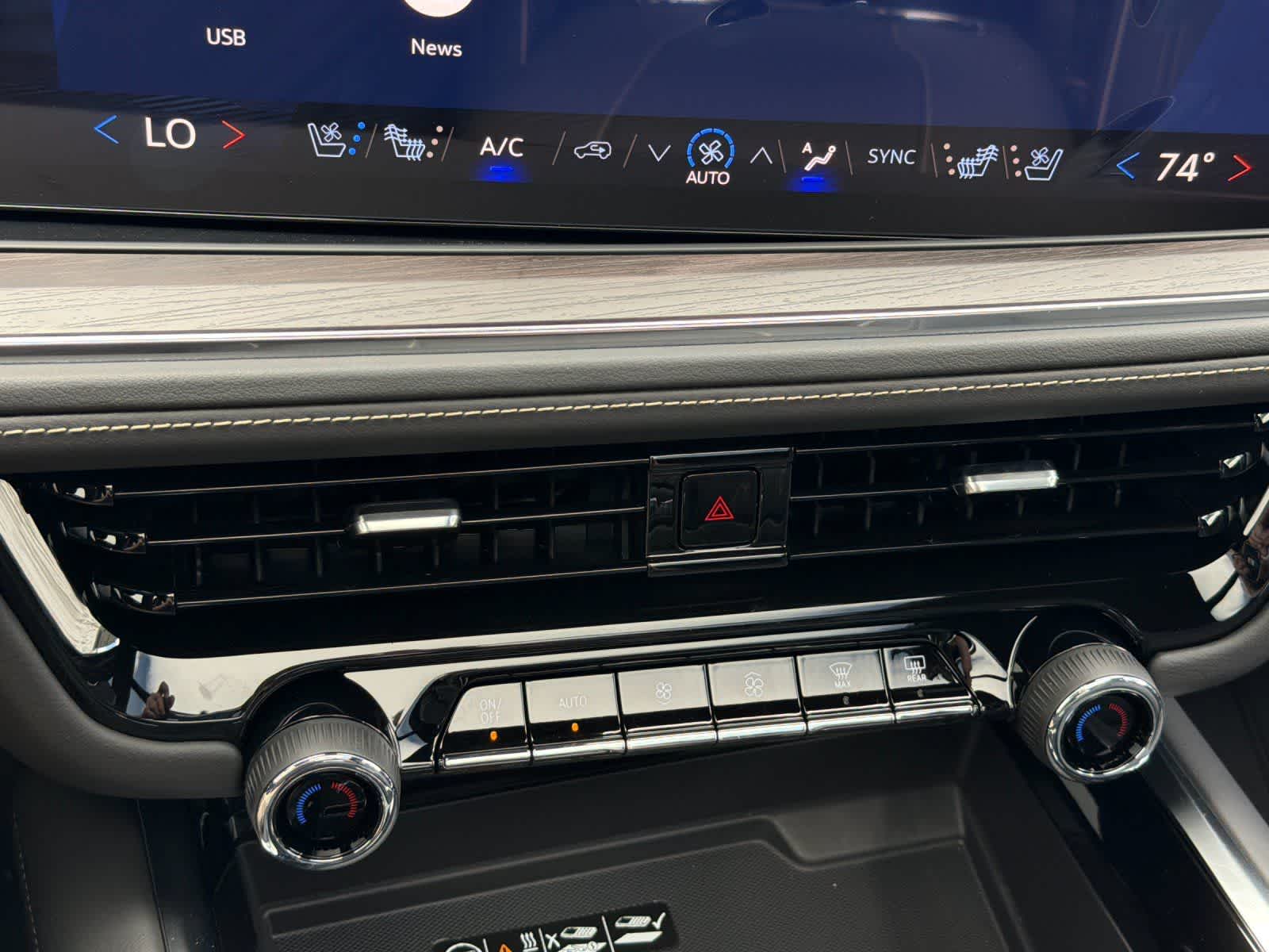 Thumbnail: 2026 Chevrolet Tahoe - 23