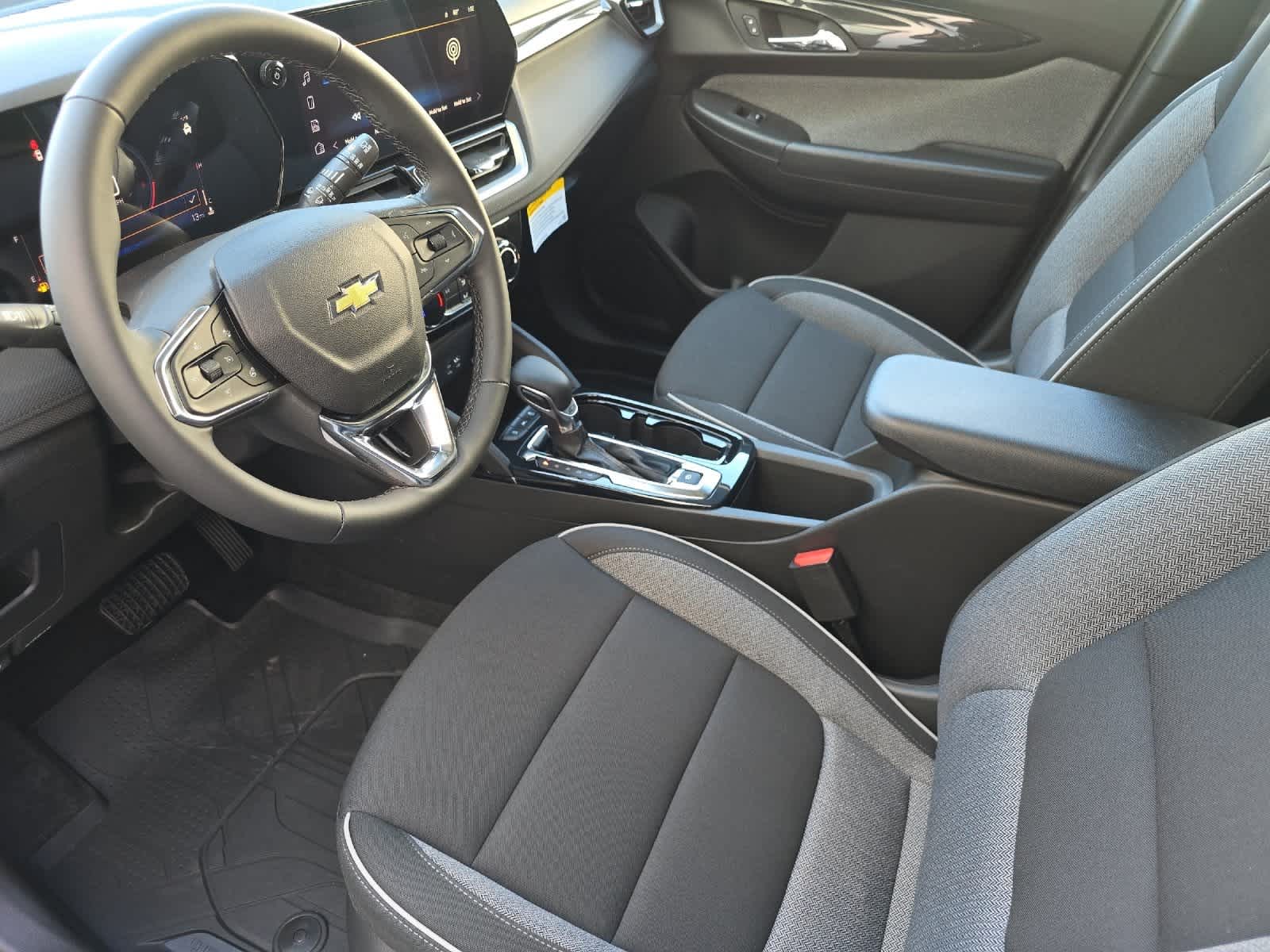 Thumbnail: 2026 Chevrolet TrailBlazer - 11