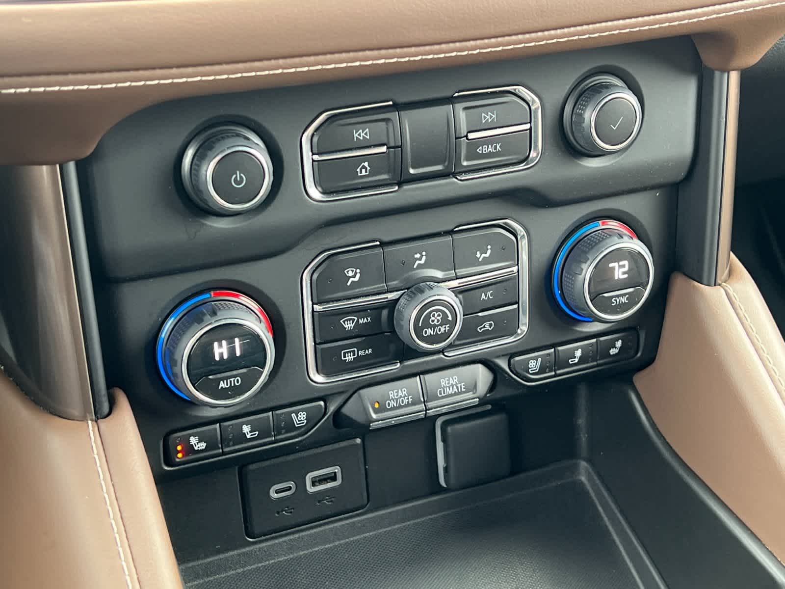 Thumbnail: 2023 Chevrolet Tahoe - 22