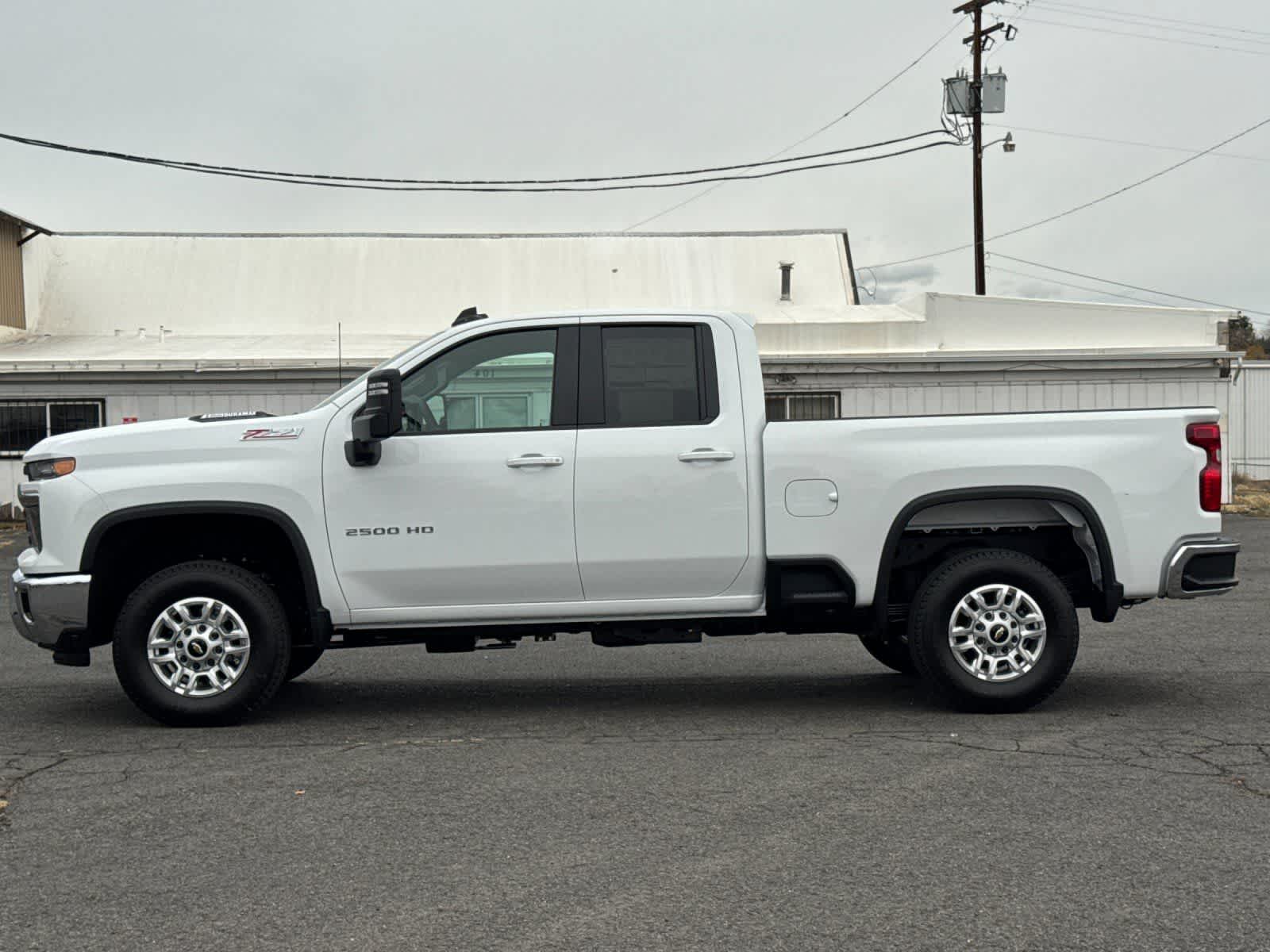 Thumbnail: 2026 Chevrolet Silverado 2500 - 5