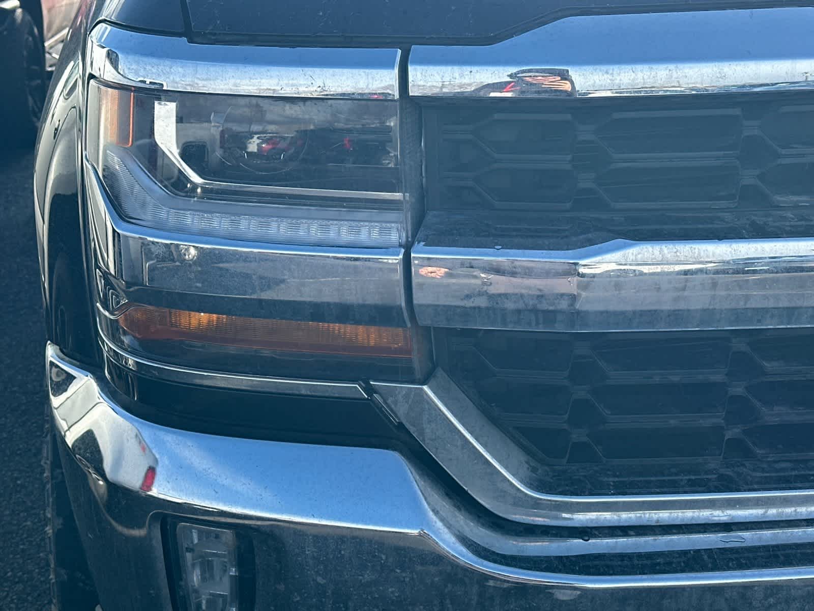 Thumbnail: 2018 Chevrolet Silverado 1500 - 11