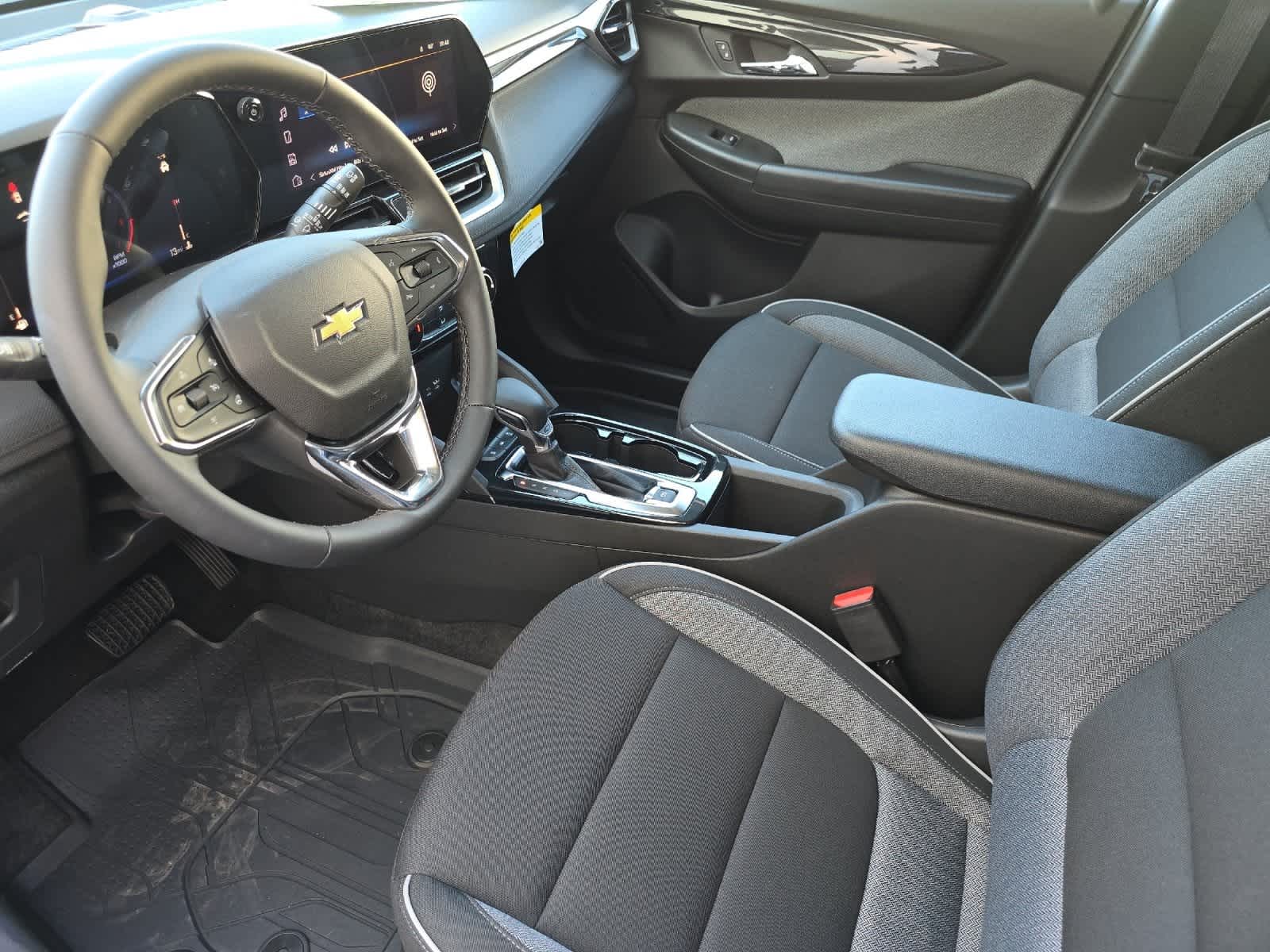 Thumbnail: 2026 Chevrolet TrailBlazer - 11