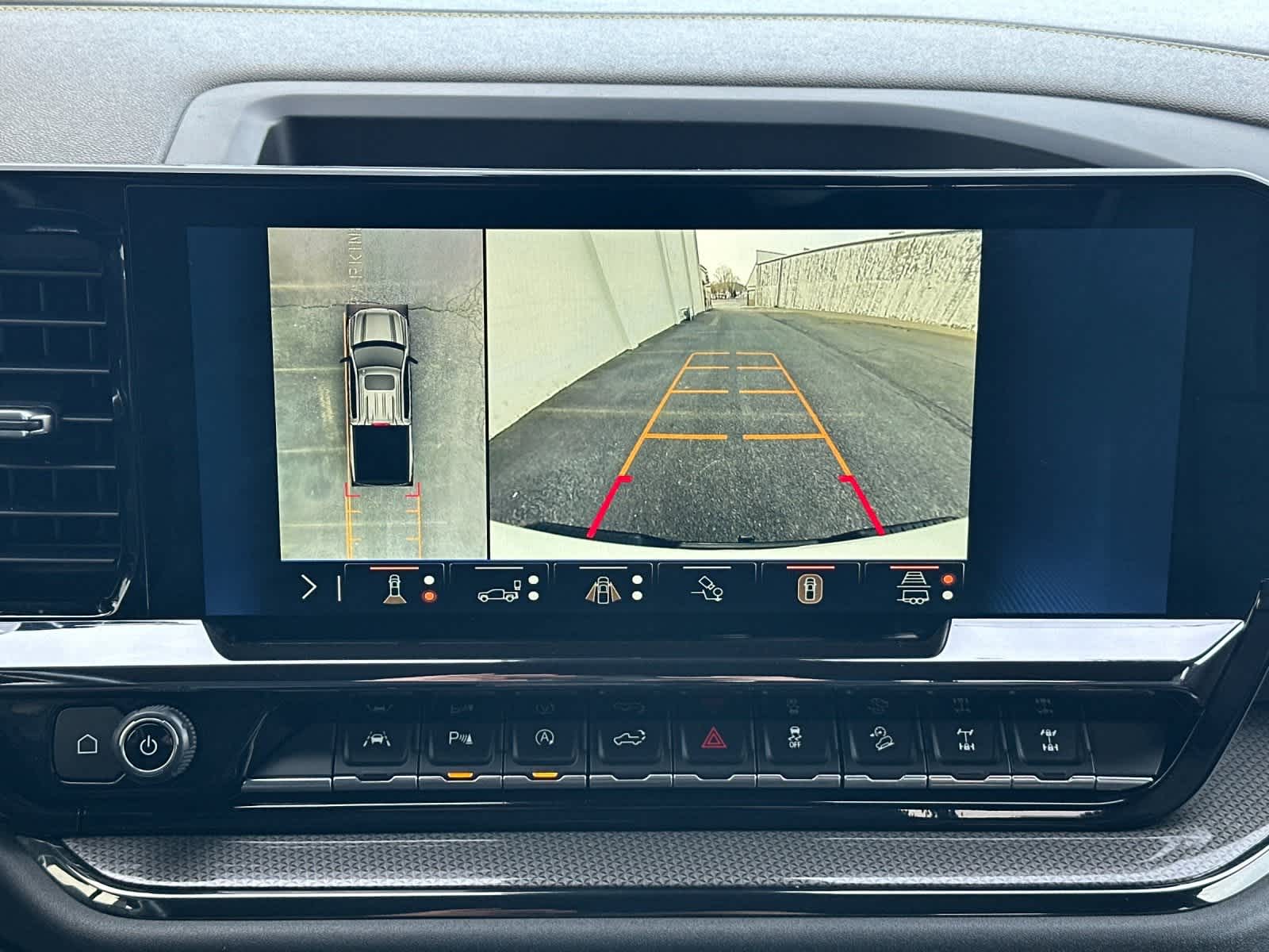 Thumbnail: 2024 Chevrolet Silverado 1500 - 18