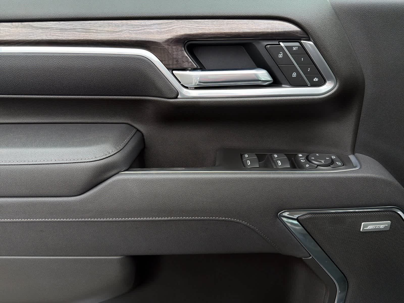 Thumbnail: 2026 Chevrolet Silverado 3500 - 12