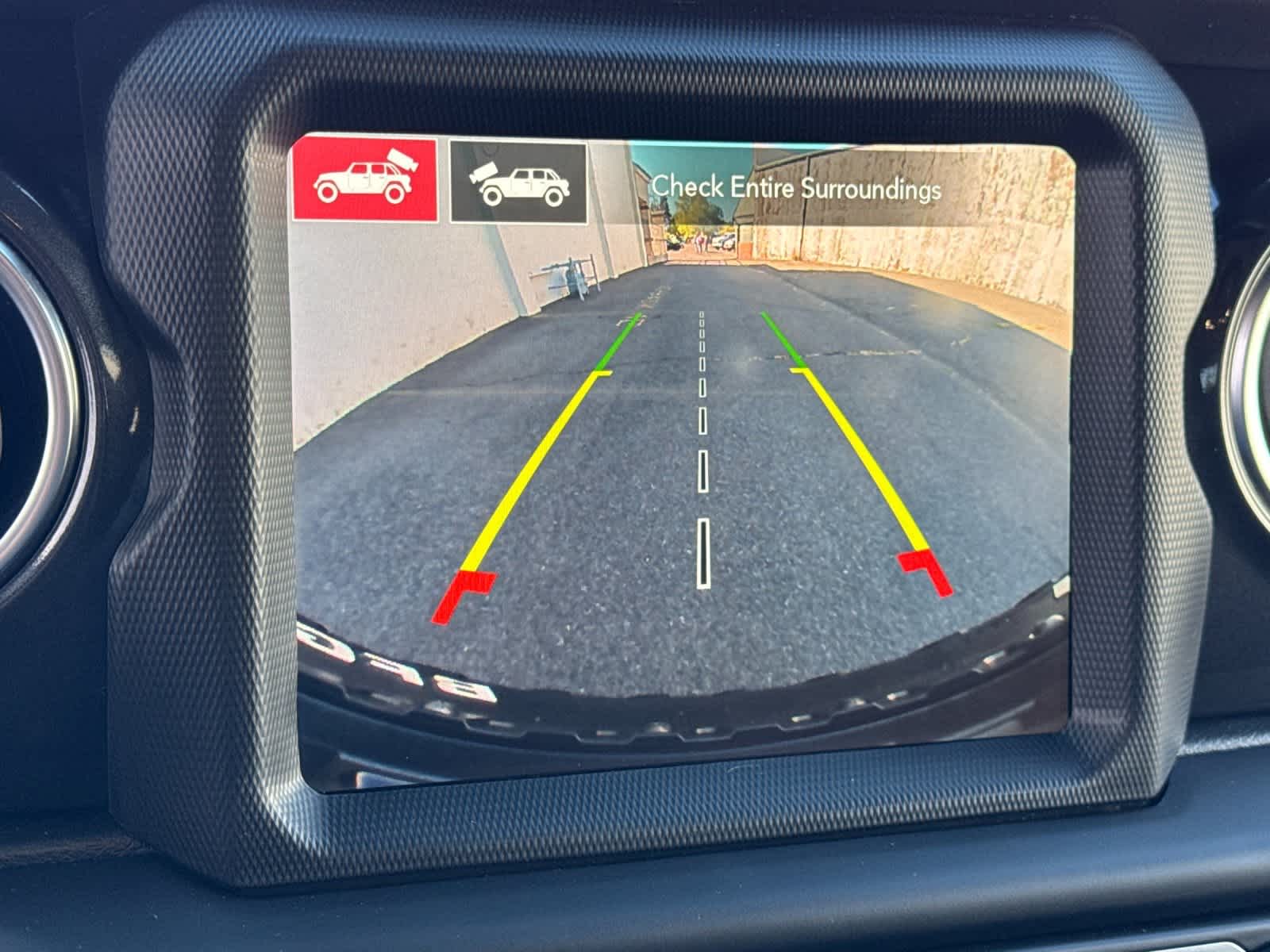 Thumbnail: 2023 Jeep Wrangler - 20