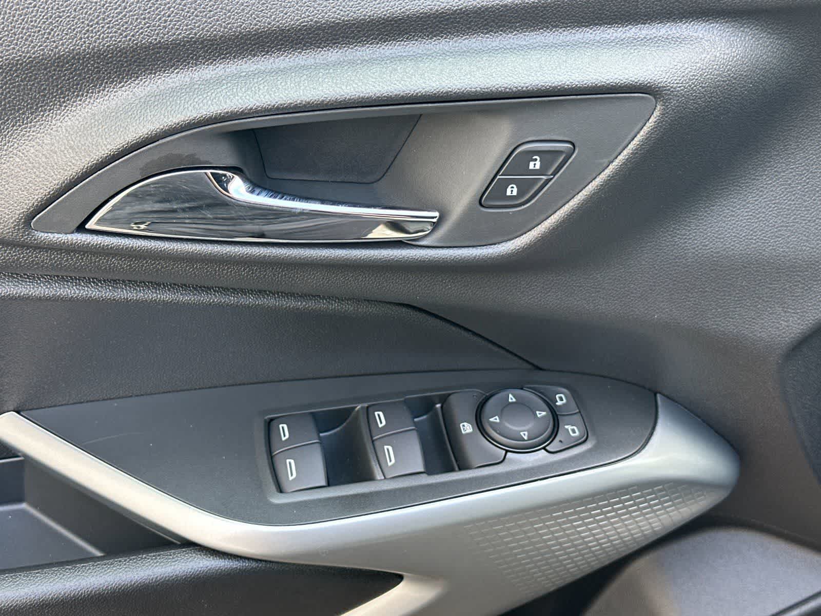 Thumbnail: 2026 Chevrolet Trax - 13