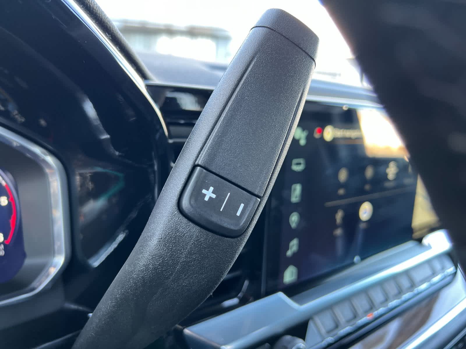 Thumbnail: 2026 Chevrolet Silverado 3500 - 21