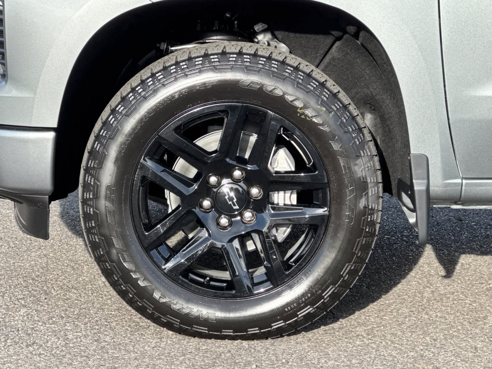 Thumbnail: 2026 Chevrolet Silverado 1500 - 25