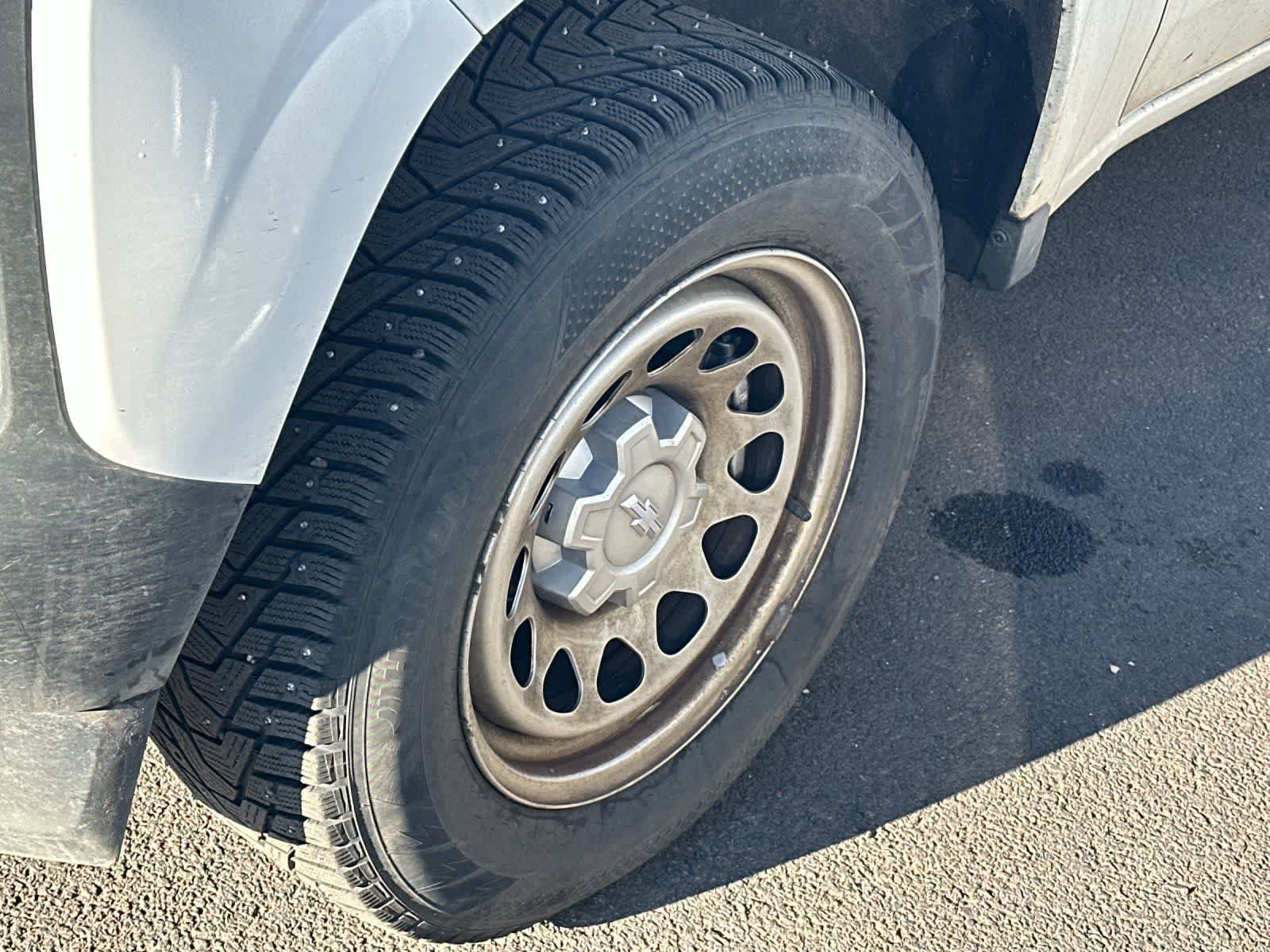 Thumbnail: 2023 Chevrolet Colorado - 10