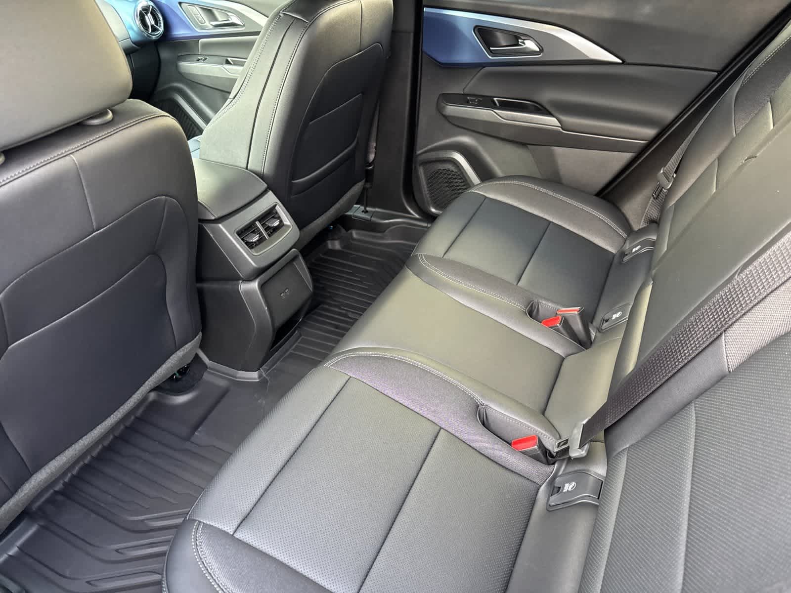 Thumbnail: 2026 Chevrolet Equinox - 4