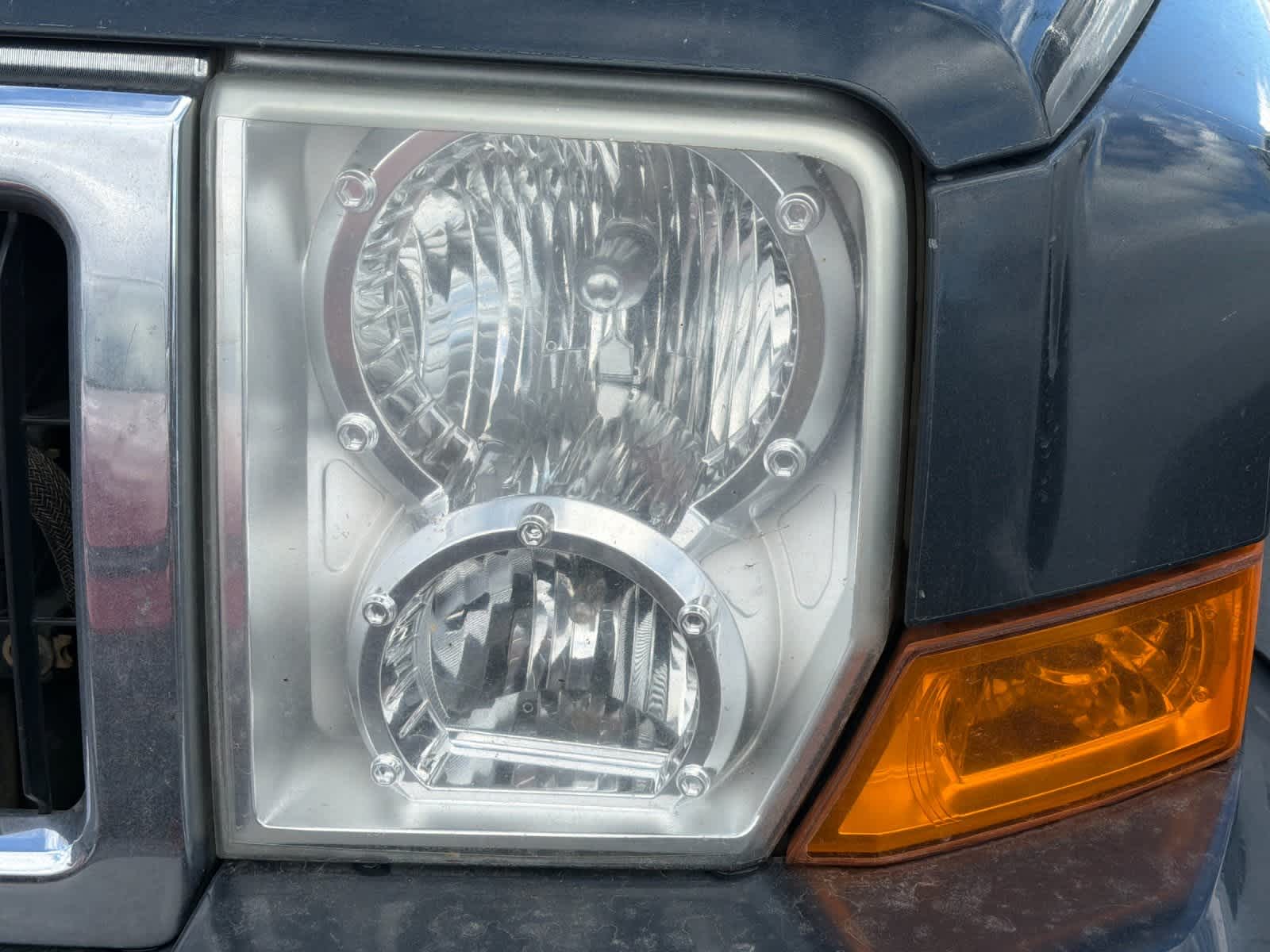 Thumbnail: 2006 Jeep Commander - 11