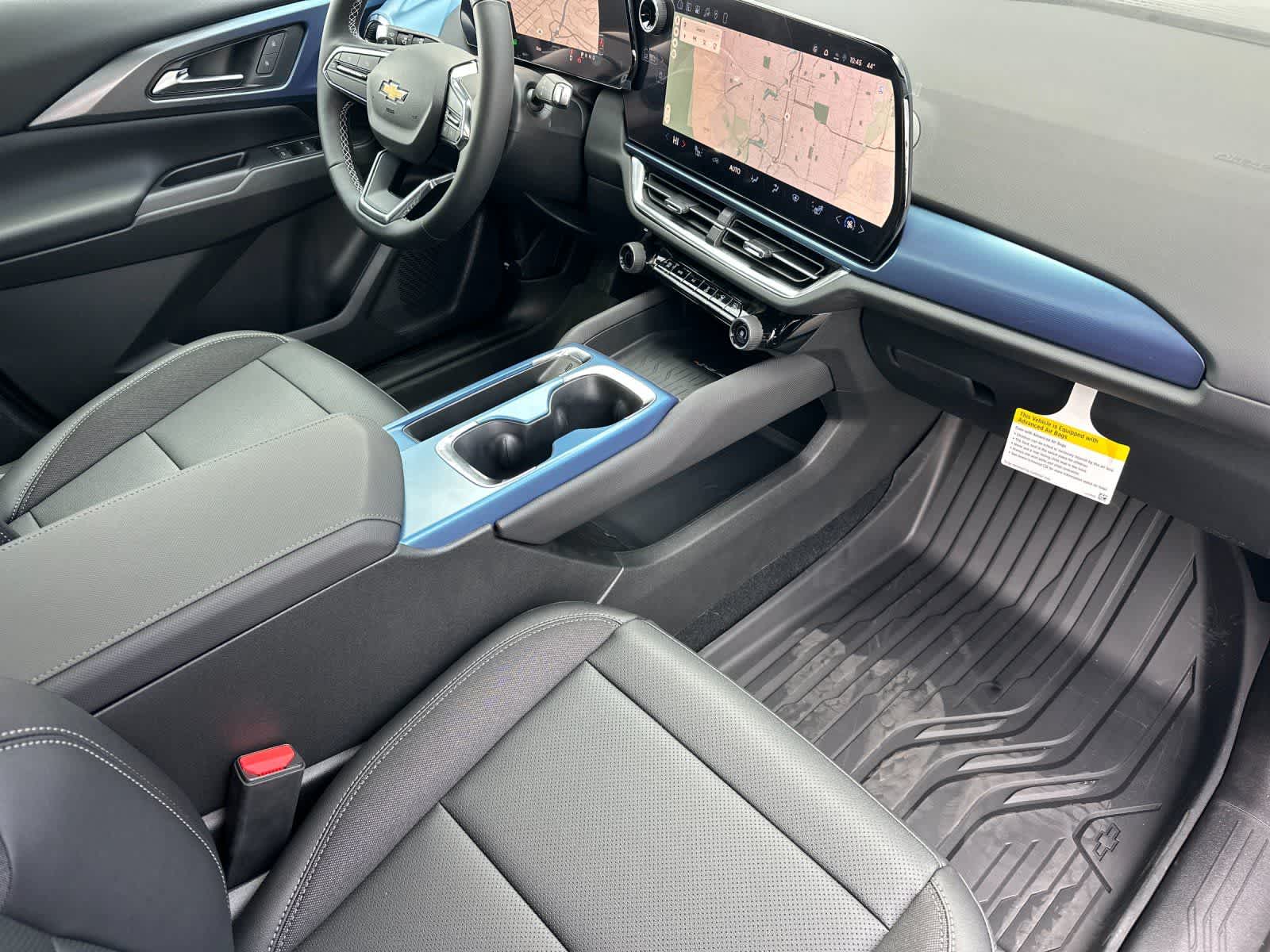 Thumbnail: 2026 Chevrolet Equinox - 16